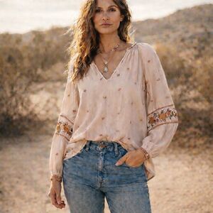 AMUSE SOCIETY Pink Boho Embroidered Top Long Sleeve Blouse Size M